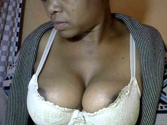 CAROLE71 webcam