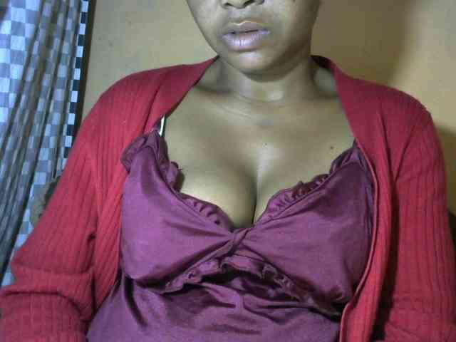 CAROLE71 webcam
