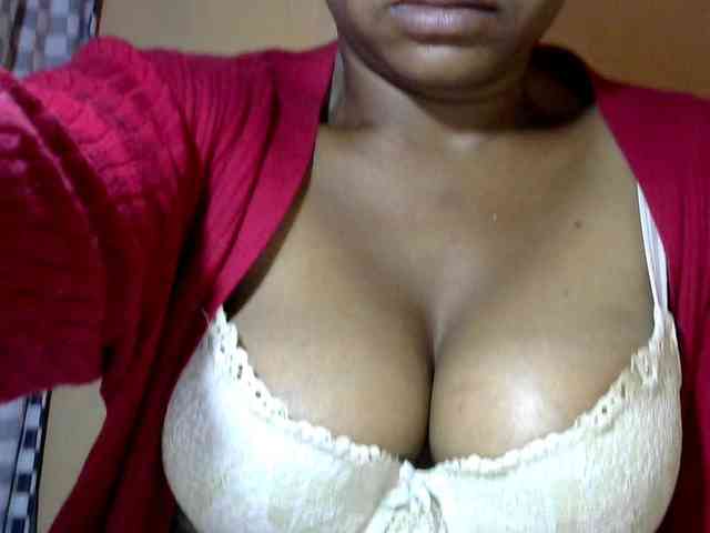 CAROLE71 webcam
