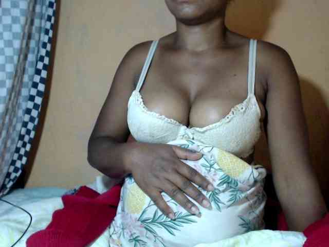CAROLE71 webcam