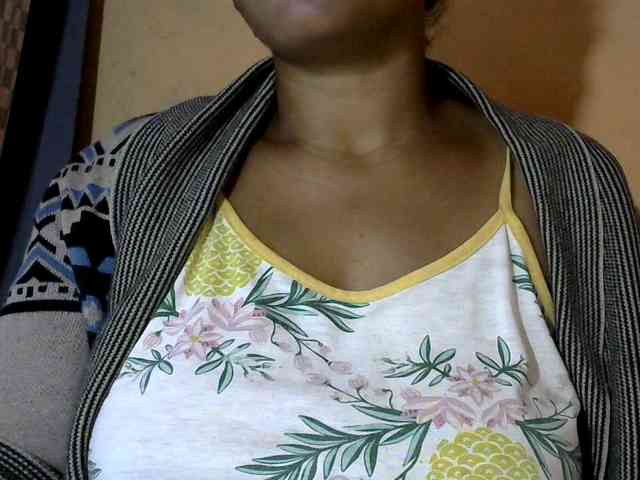 CAROLE71 webcam