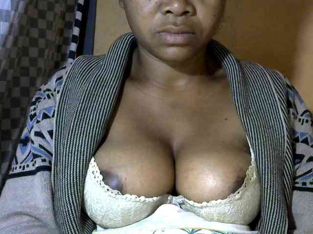 CAROLE71 webcam