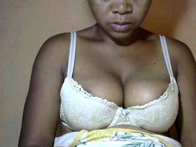 CAROLE71 webcam