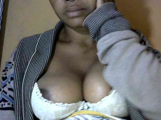 CAROLE71 webcam