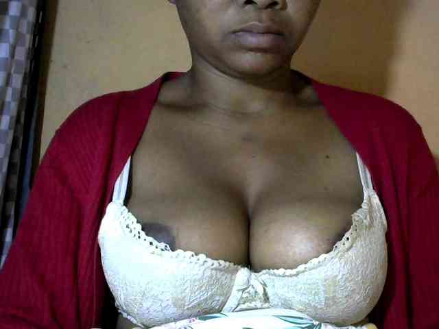 CAROLE71 webcam