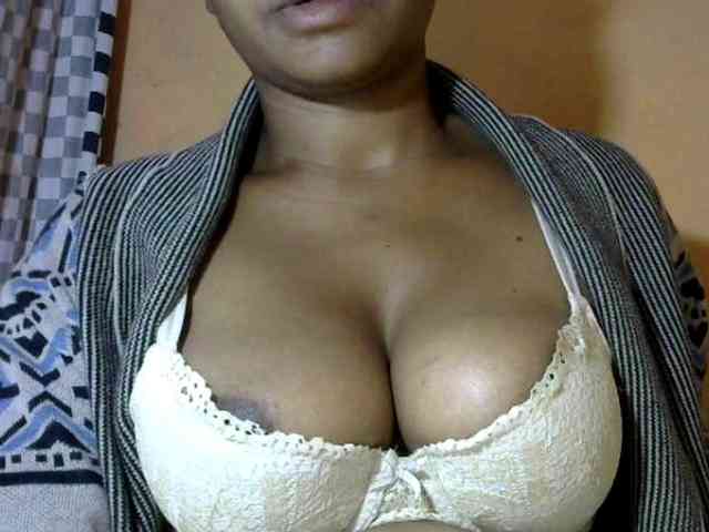 CAROLE71 webcam