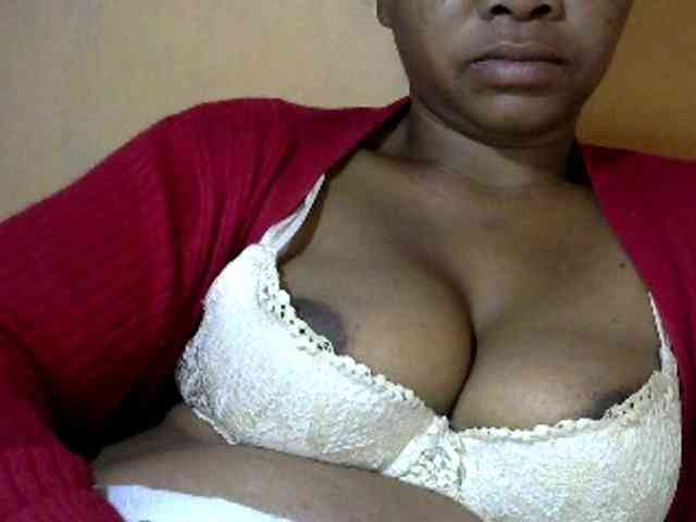 CAROLE71 webcam