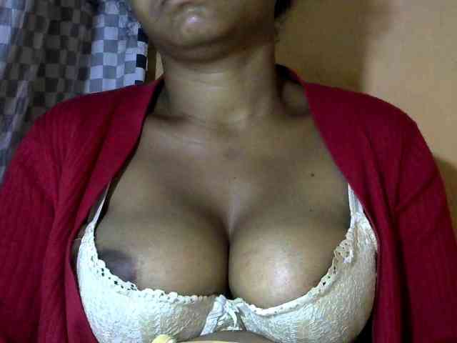 CAROLE71 webcam