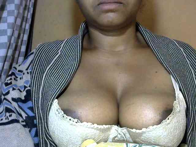 CAROLE71 webcam