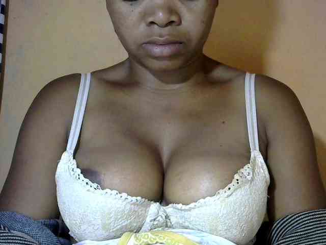CAROLE71 webcam