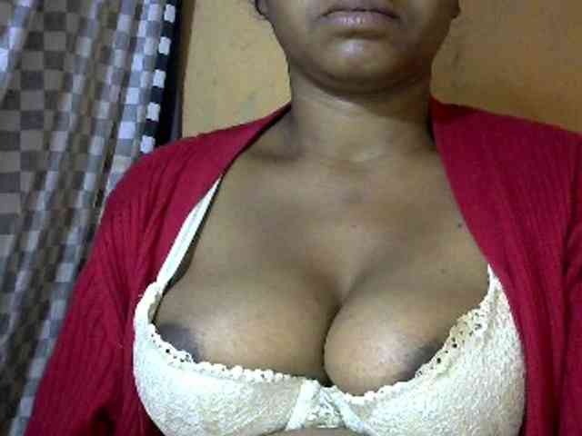 CAROLE71 webcam