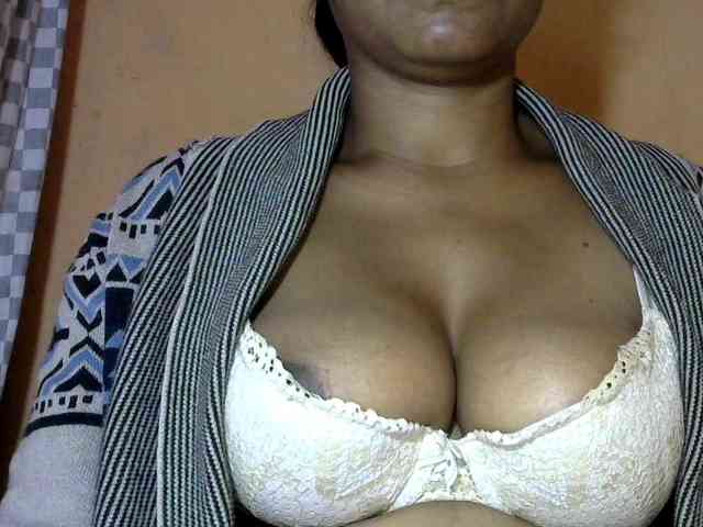 CAROLE71 webcam