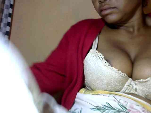 CAROLE71 webcam