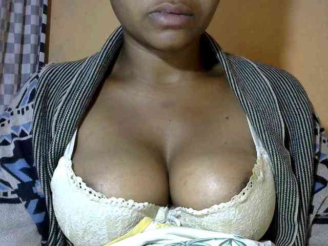 CAROLE71 webcam