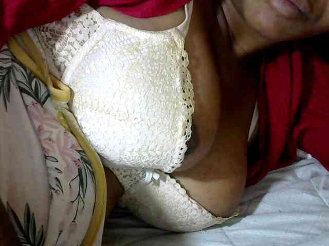 CAROLE71 webcam
