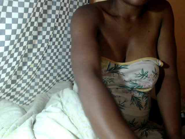 CAROLE71 webcam