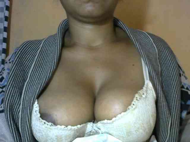 CAROLE71 webcam