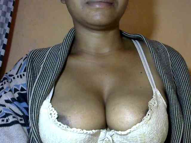CAROLE71 webcam