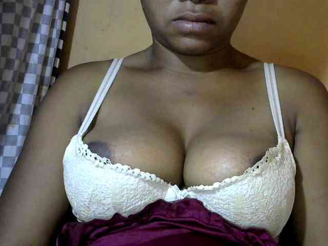 CAROLE71 webcam