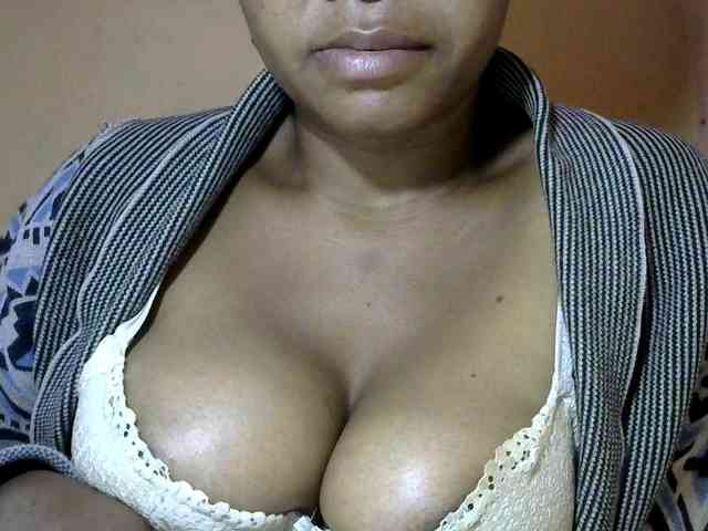CAROLE71 webcam