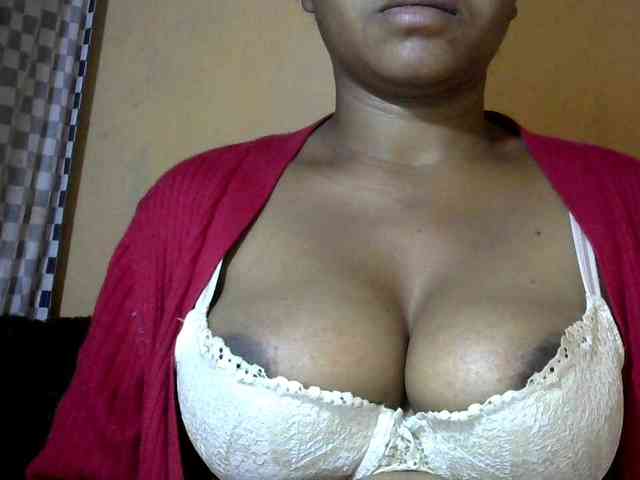 CAROLE71 webcam