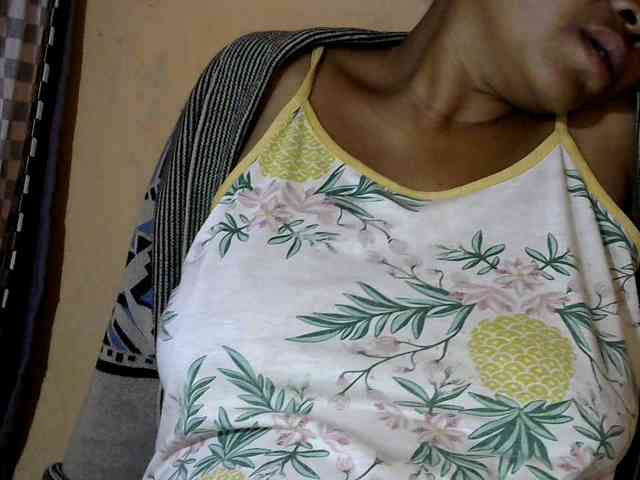 CAROLE71 webcam