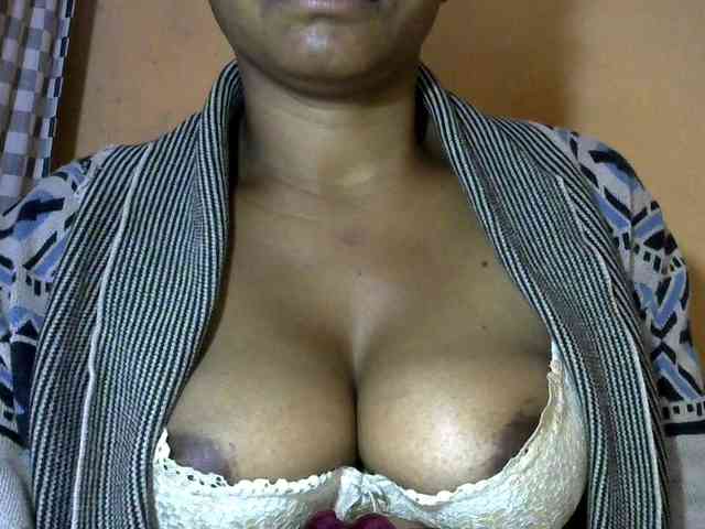 CAROLE71 webcam