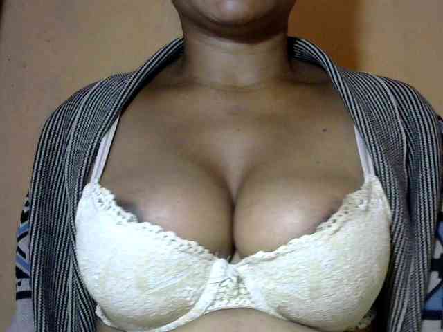 CAROLE71 webcam