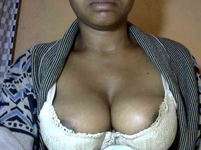 CAROLE71 webcam