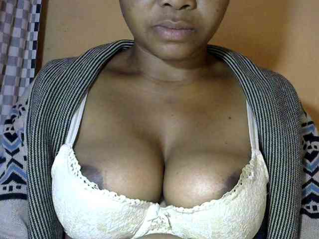 CAROLE71 webcam