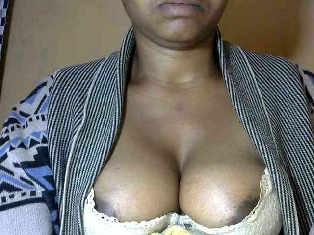 CAROLE71 webcam