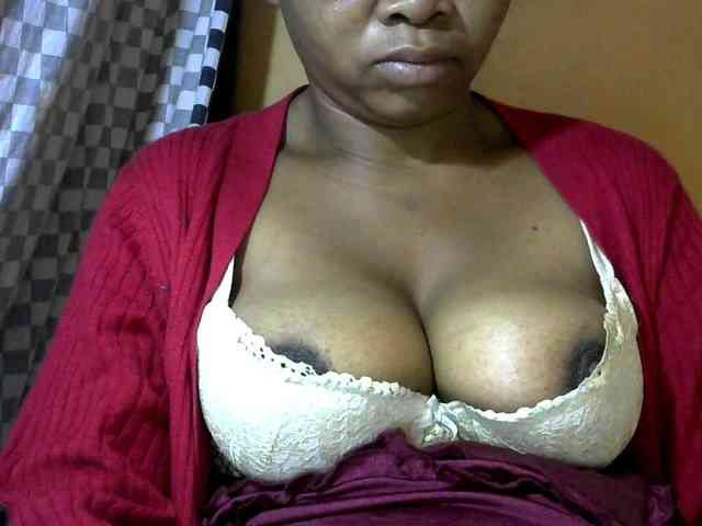 CAROLE71 webcam