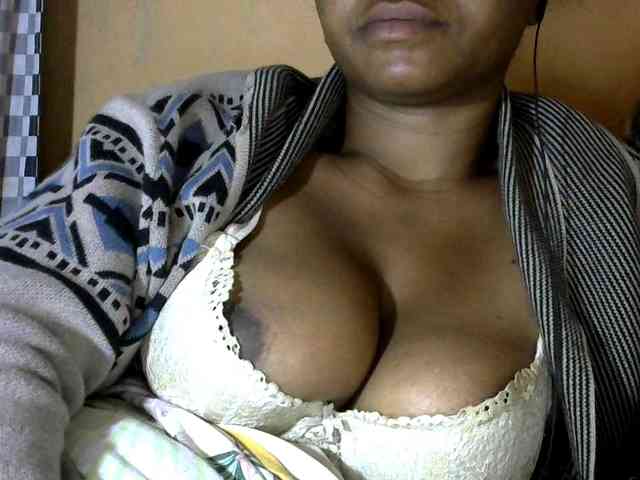 CAROLE71 webcam