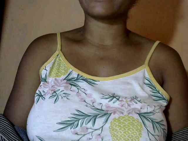 CAROLE71 webcam