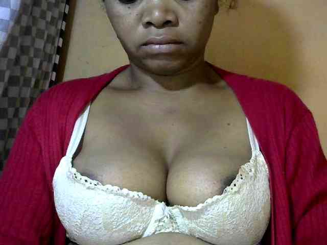 CAROLE71 webcam