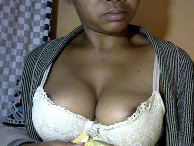 CAROLE71 webcam