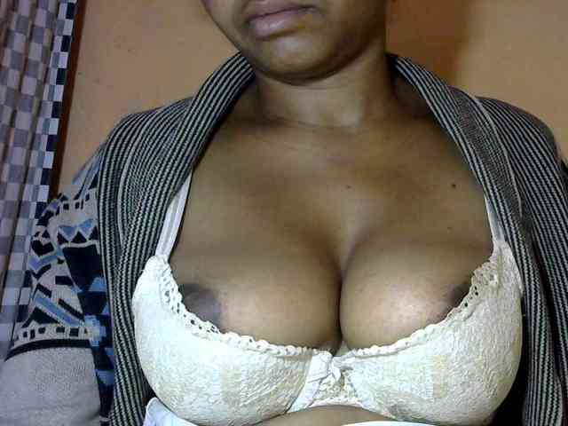 CAROLE71 webcam