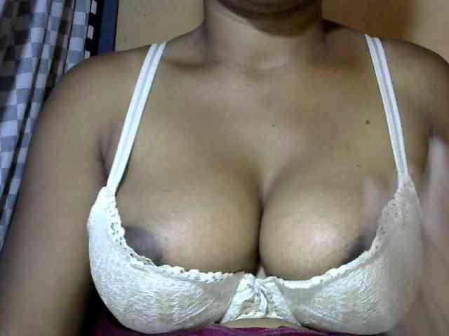 CAROLE71 webcam