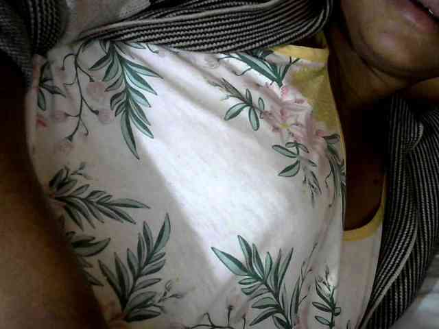 CAROLE71 webcam