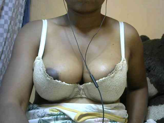 CAROLE71 webcam