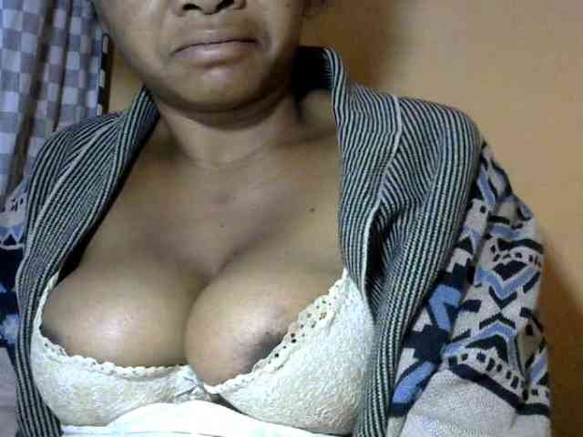 CAROLE71 webcam