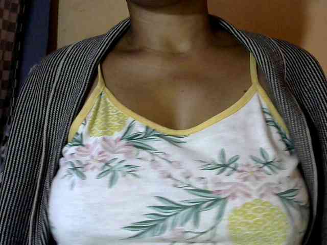 CAROLE71 webcam