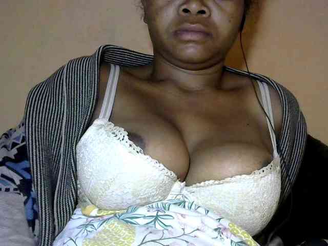 CAROLE71 webcam
