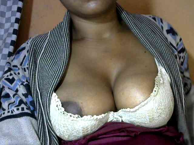 CAROLE71 webcam