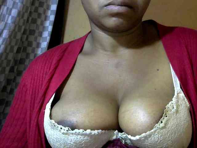 CAROLE71 webcam