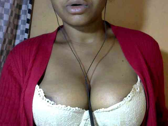 CAROLE71 webcam