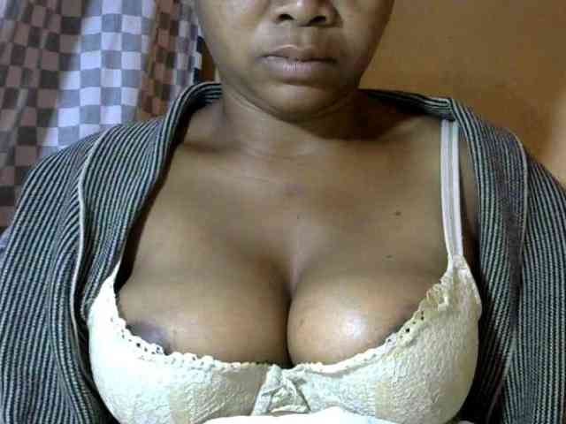 CAROLE71 webcam
