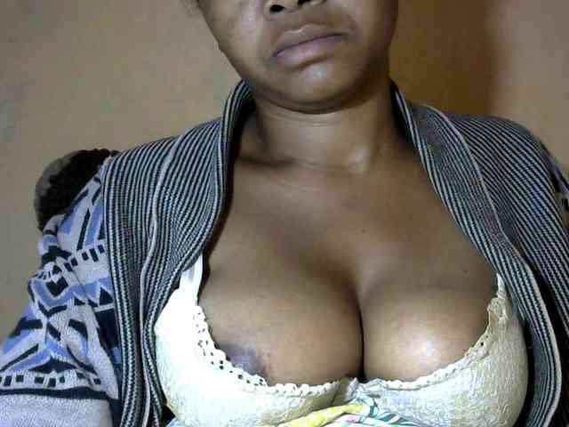 CAROLE71 webcam