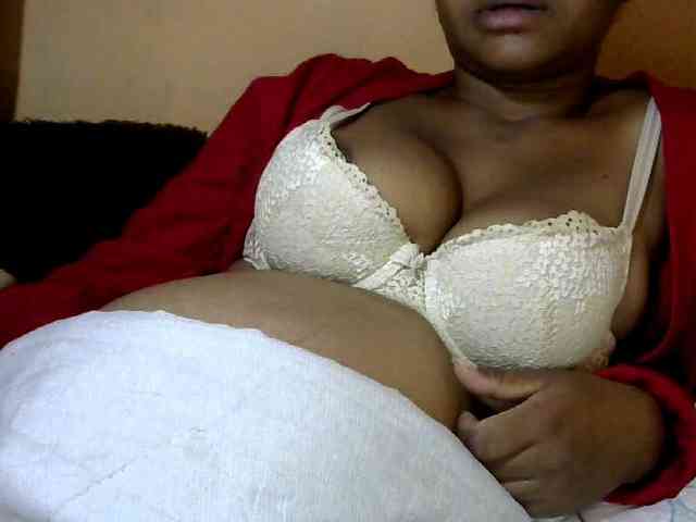 CAROLE71 webcam
