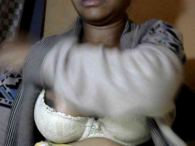 CAROLE71 webcam